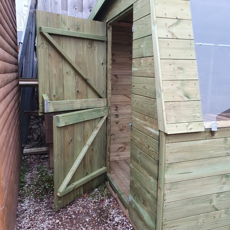 Potting Shed from Brompton Joinery side view